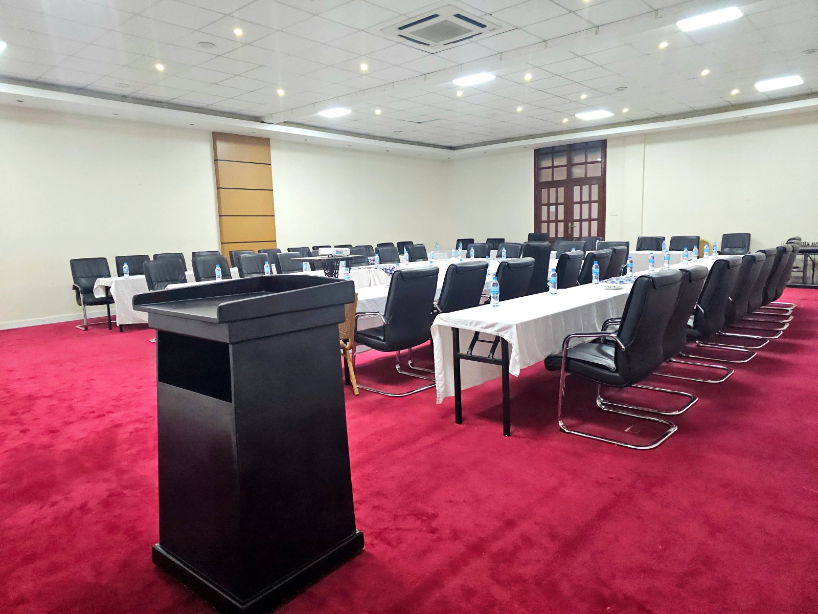 Conference Halls Image 5