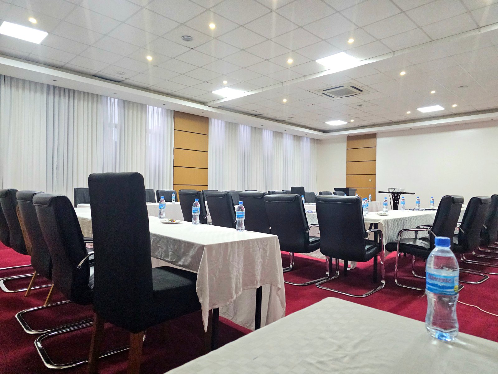 Conference Halls Image 9